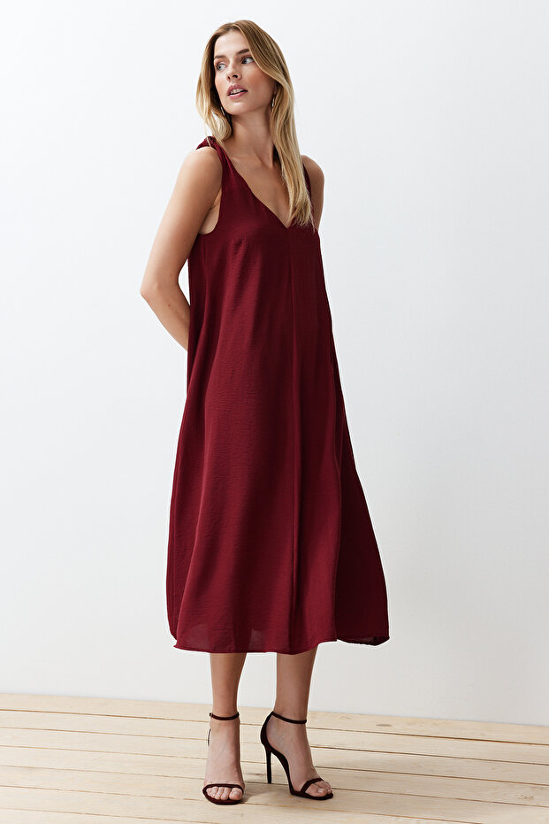 Bordo Rahat Kesim V Yaka Midi Dokuma Elbise TWOSS23EL00882 - 1