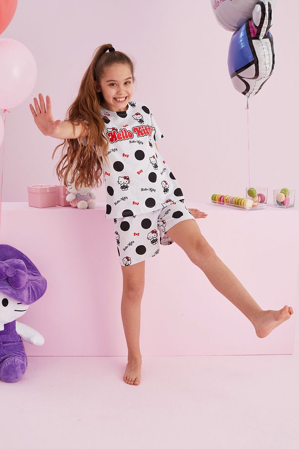 Hello Kitty Lisanslı %100 Pamuk Gri Çok Renkli Bisklet Yaka Şort Pijama Takım - 4