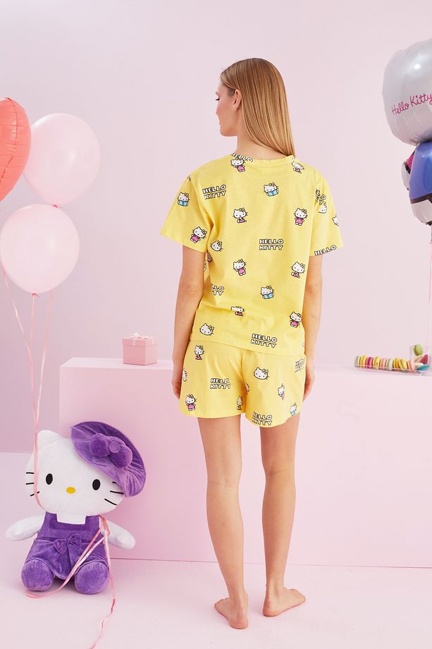 Hello Kitty Lisanslı %100 Pamuk Sarı Çok Renkli Bisklet Yaka Şort Pijama Takım - 3