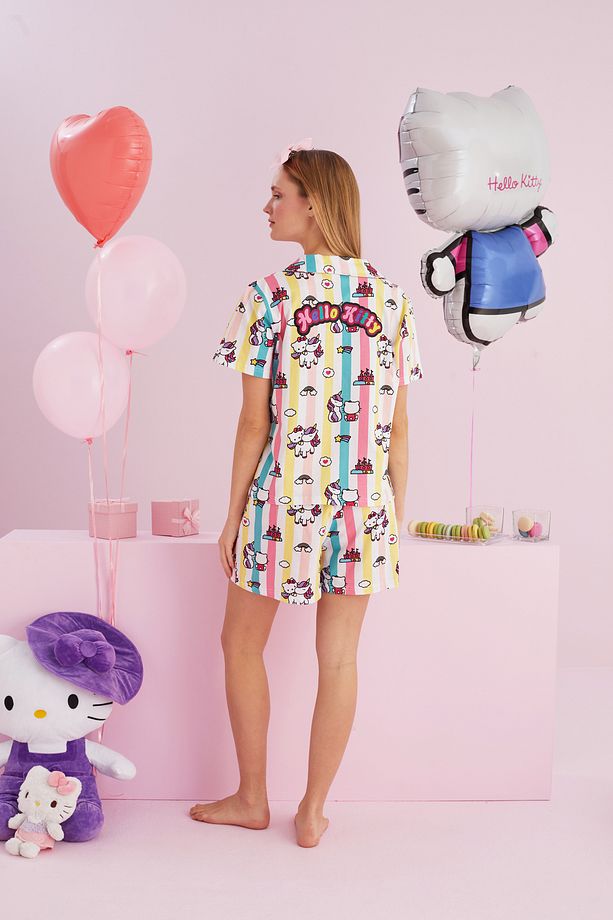 Hello Kitty Lisanslı %100 Pamuk Çok Renkli Düğmeli Şort Pijama Takım - 3