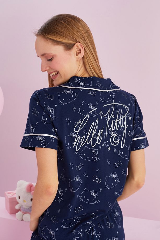 Hello Kitty Lisanslı %100 Pamuk Lacivert Çok Renkli Düğmeli Biyeli Şort Pijama Takım - 3