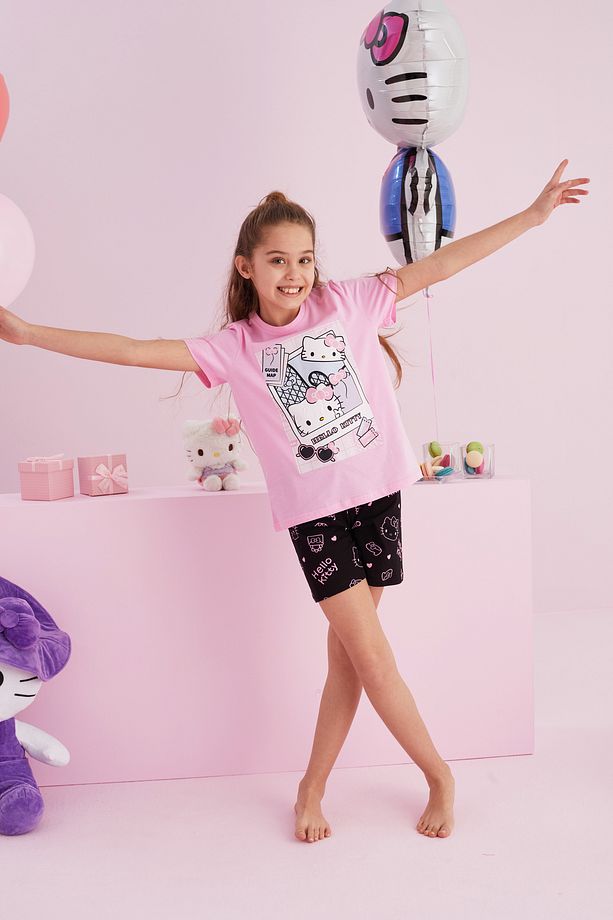Hello Kitty Lisanslı %100 Pamuk Pembe Çok Renkli Bisklet Yaka Şort Pijama Takım - 4