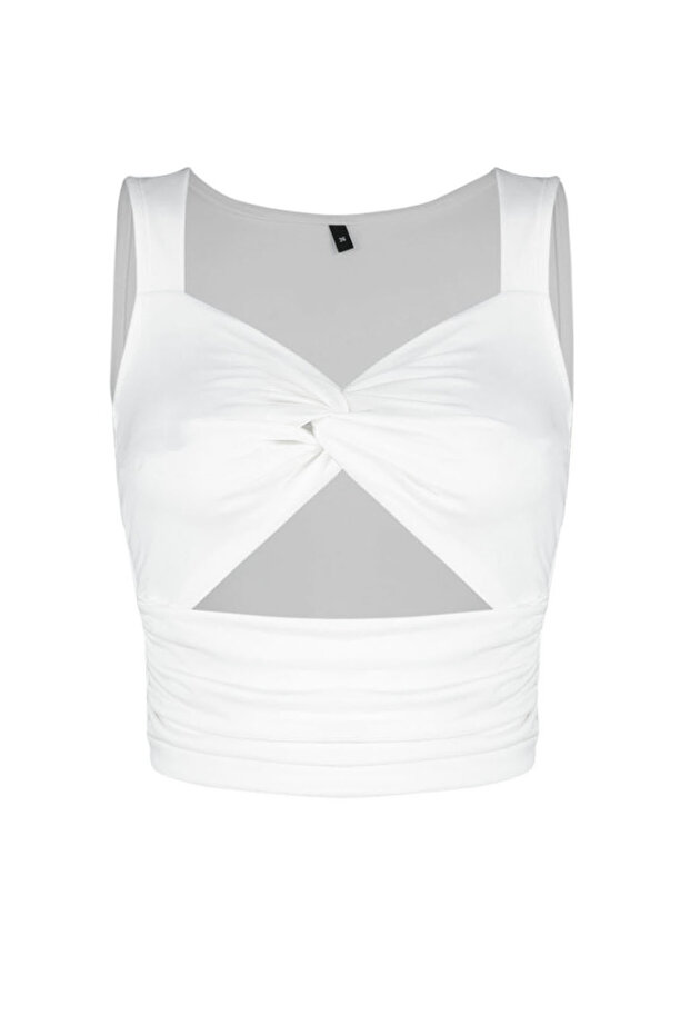 Beyaz Crop Pencere/Cut Out Detaylı Örme Bluz TPRSS24BZ00029 - 15