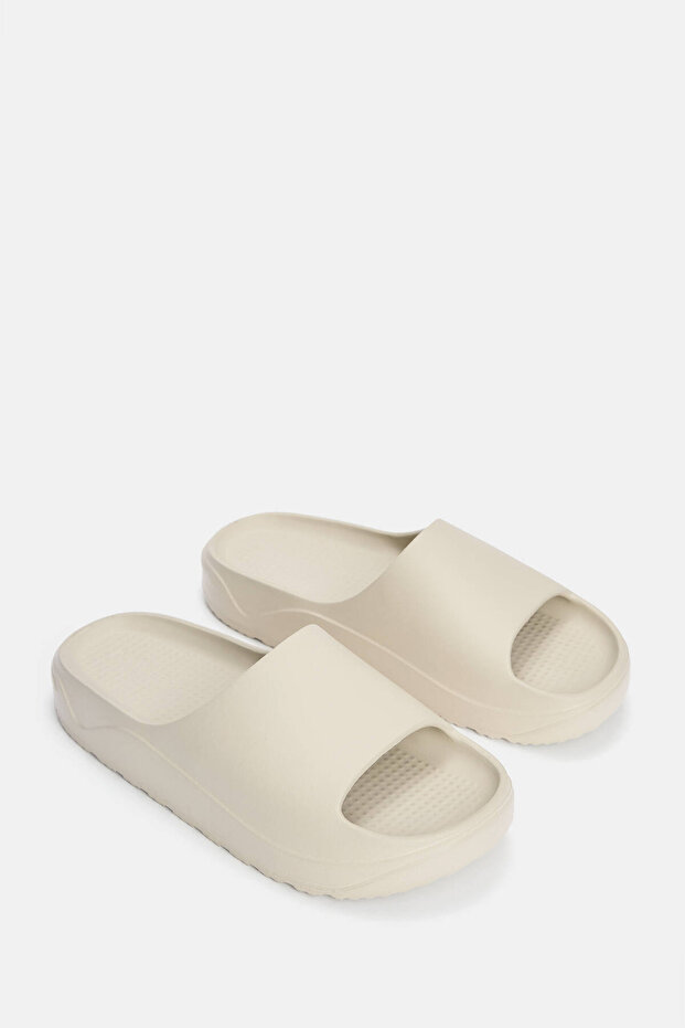 Kaplamalı kalın tabanlı terlik - 1