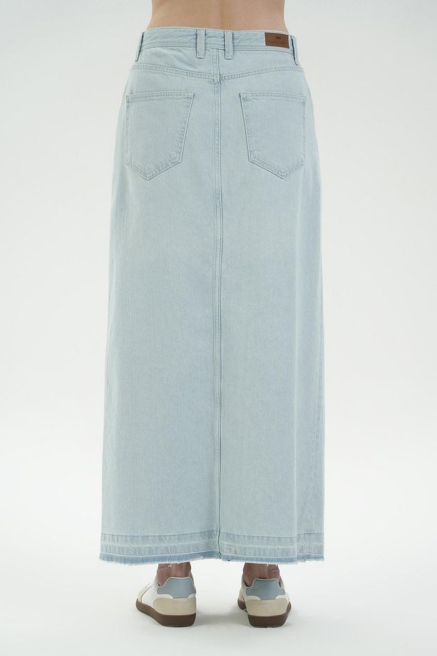 Açık Mavi Yırtmaç Detaylı Maxi Jean Etek C 4532-038 - 4