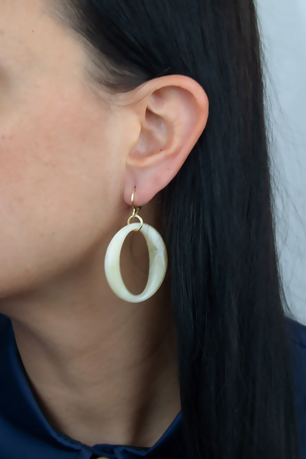 أقراط متدلية على شكل عظمة - 2