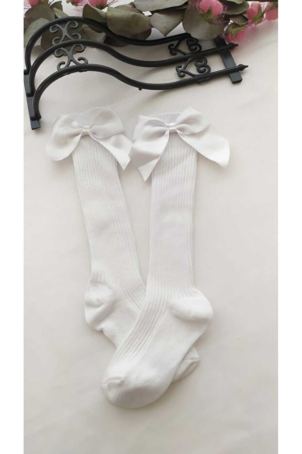 Baby Girl Bow Knee-Length Cream Socks