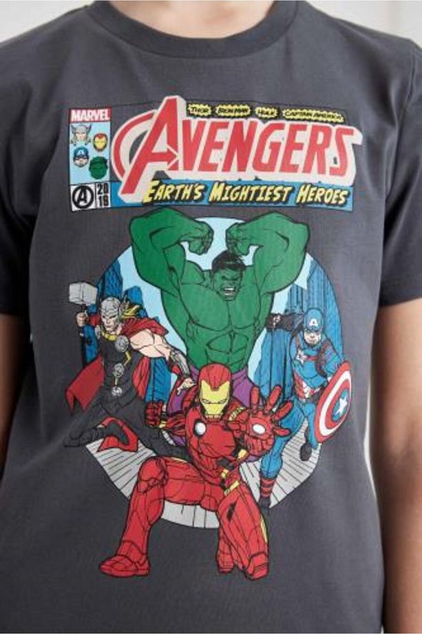 Erkek Çocuk Marvel Avengers Pijama Takımı Kısa Kollu Üst Şort C0992a824sp - 5
