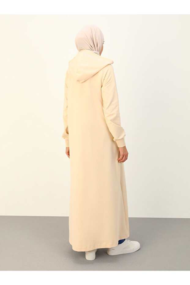 Kapucnis részletes cipzáras sport fedőlakk - világos kő - Benin - 5