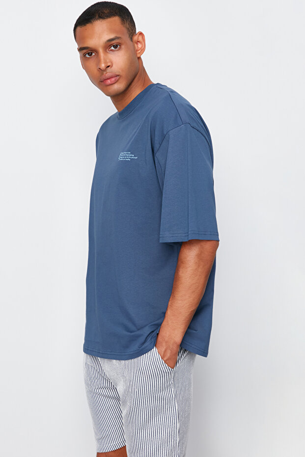 Indigo Oversize %100 Pamuklu Bisiklet Yaka Minimal Yazı Baskılı T-Shirt TMNSS23TS00084 - 4