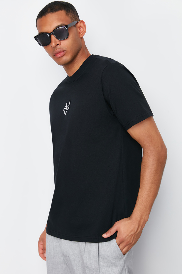 Siyah Regular/Normal Kesim Kurt Nakışlı %100 Pamuklu T-Shirt TMNSS24TS00056 - 4