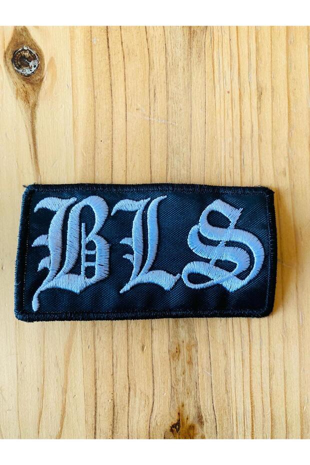 رقعة الحجاب من شركة Black Label مقاس 10x5 سم