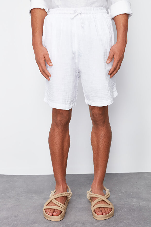 Beyaz Muslin Dokuma Yazlık Şort TMNSS24SR00059 - 1