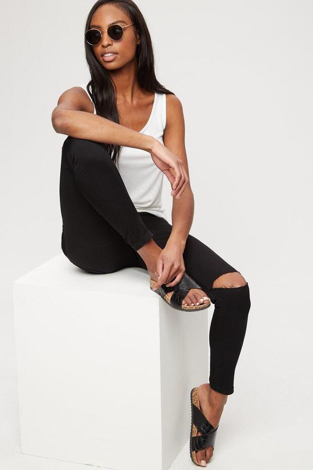 Women's Black Jeans