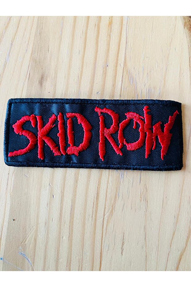 رقعة انزلاقية مطرزة مقاس 10x5 سم - 1