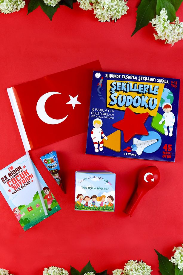 Türk Bayrağı & Balon & Çocuk Dikim Kiti & Ozmo Külah & Şekillerle Su Doku Hediye Seti - 1