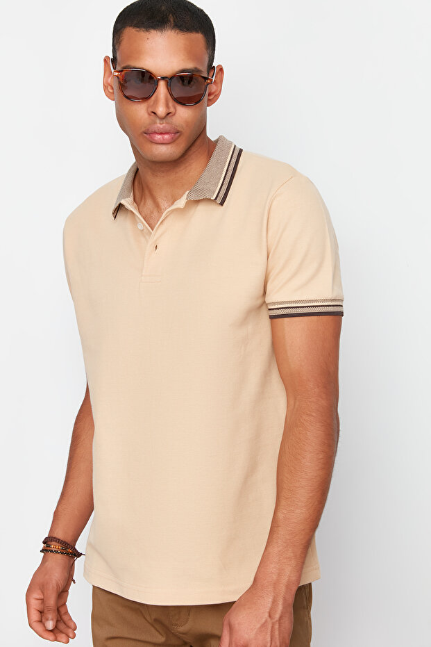 Beżowa koszulka polo z krótkim rękawem, wykonana w 100% z bawełny, dopasowana/wąska TMNSS22PO00014 - 2