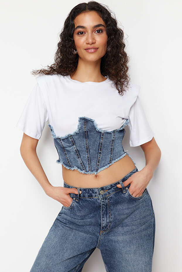 Beyaz Denim Detaylı Crop Vatkalı Örme Bluz TWOSS24BZ00578 - 3