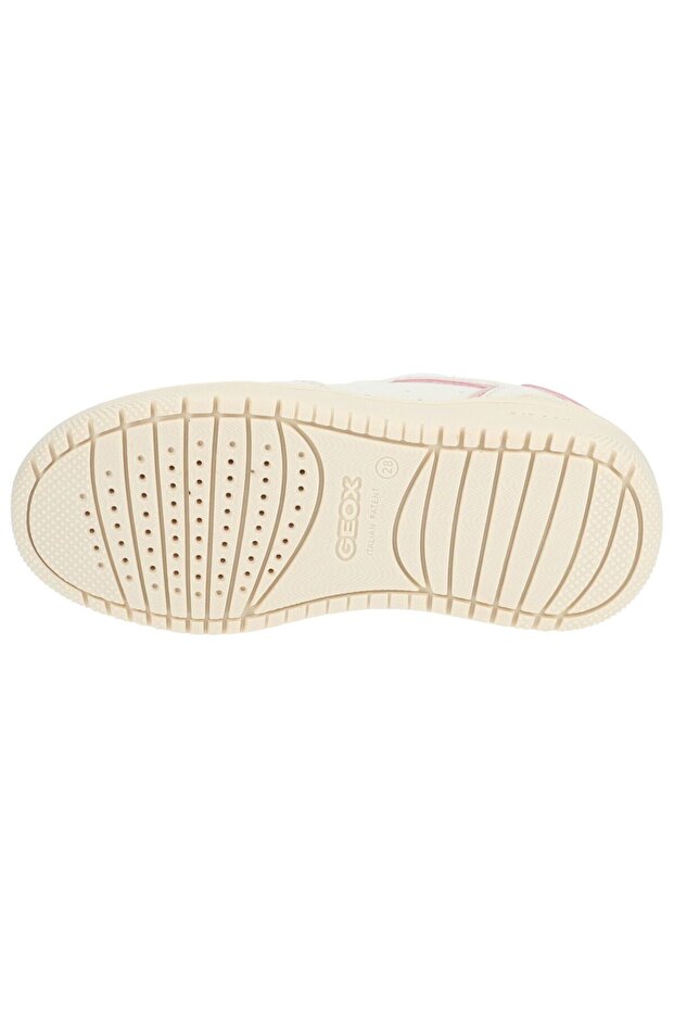 Παπουτσιών - 7