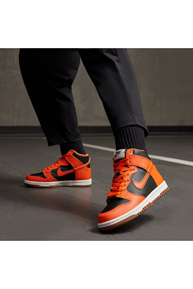 Dunk High Safty Orange - 1