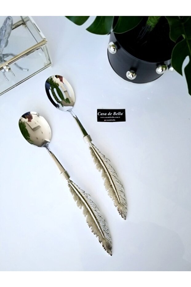 طقم تقديم الكيك بمقبض فضي منقوش بالريش مكون من قطعتين - 1