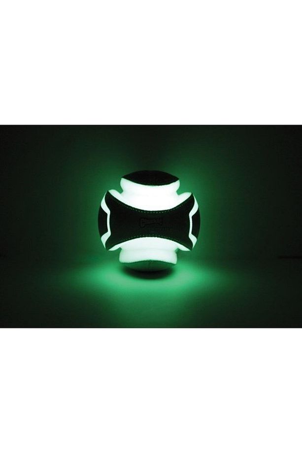 ! Kick Fetch Max Glow Gece Parlayan Köpek Oyun Topu - 2
