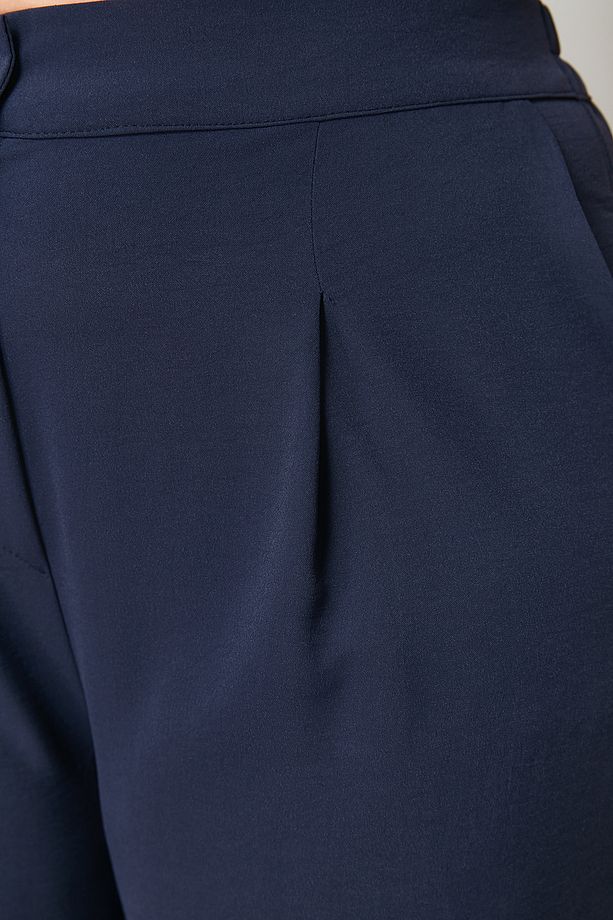 Lacivert Lastikli Yüksek Bel Pileli Wide Leg Dokuma Pantolon TBBSS22PL0448 - 5