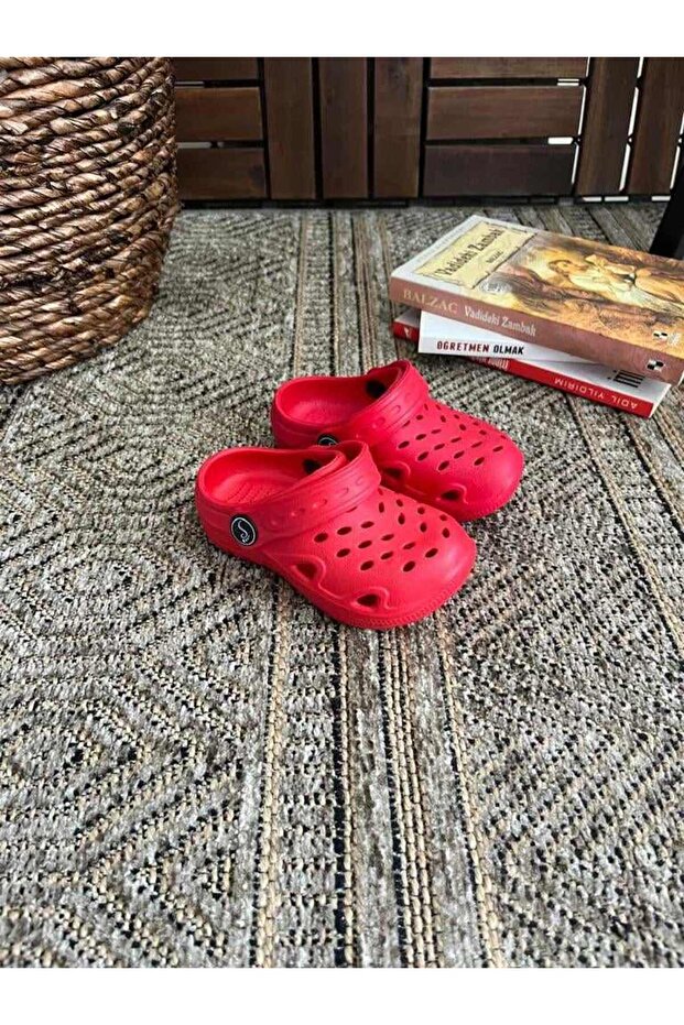 Children's Closed Front Balcony Garden Beach Pool Seaside Daily Soft Sandals Slippers