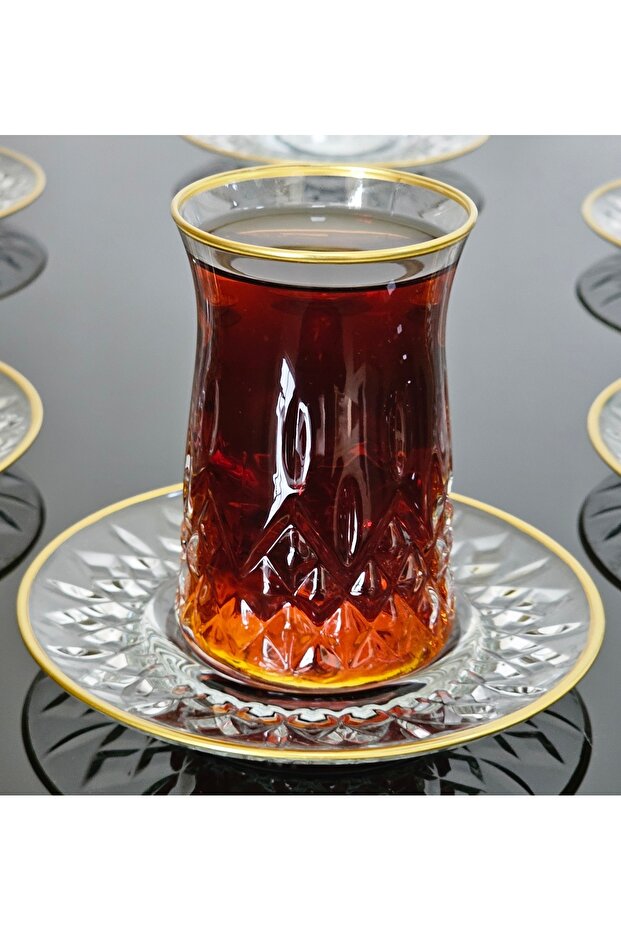 12 PIECES ODIN TEA SET WITH GLASS PLATE AND GOLD DETAIL