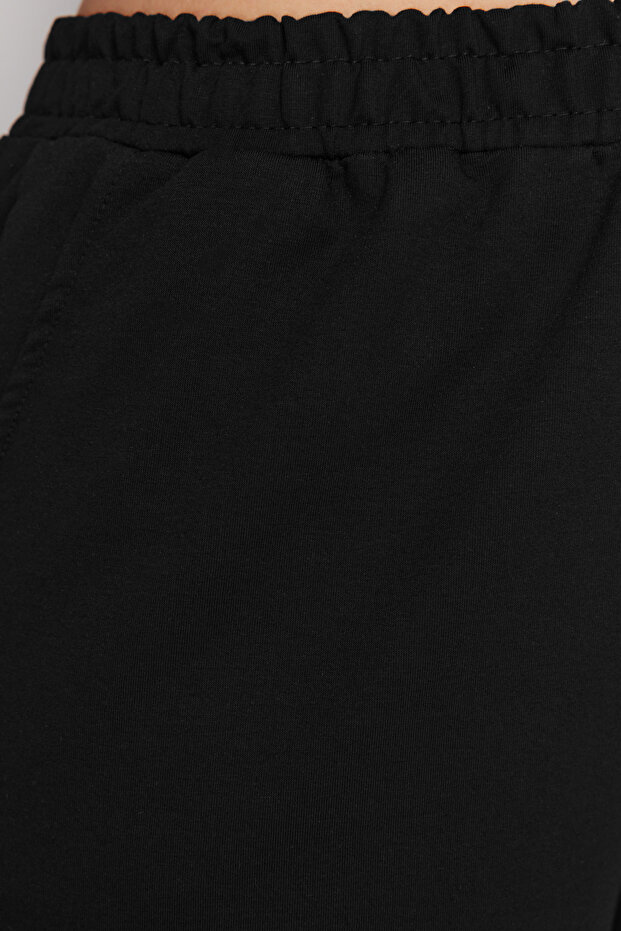 Siyah Loose Jogger İnce Paçası Lastikli Esnek Bel Örme Büyük Beden Eşofman Altı TBBAW23AJ00002 - 6