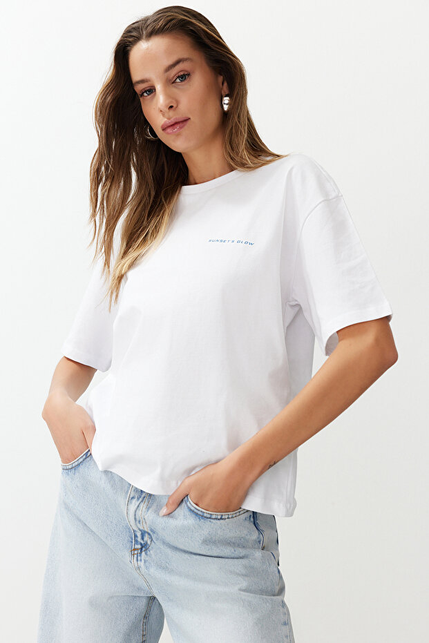 Beyaz %100 Pamuk Baskılı Relaxed/Rahat Kalıp Örme T-Shirt TWOSS24TS00172 - 6