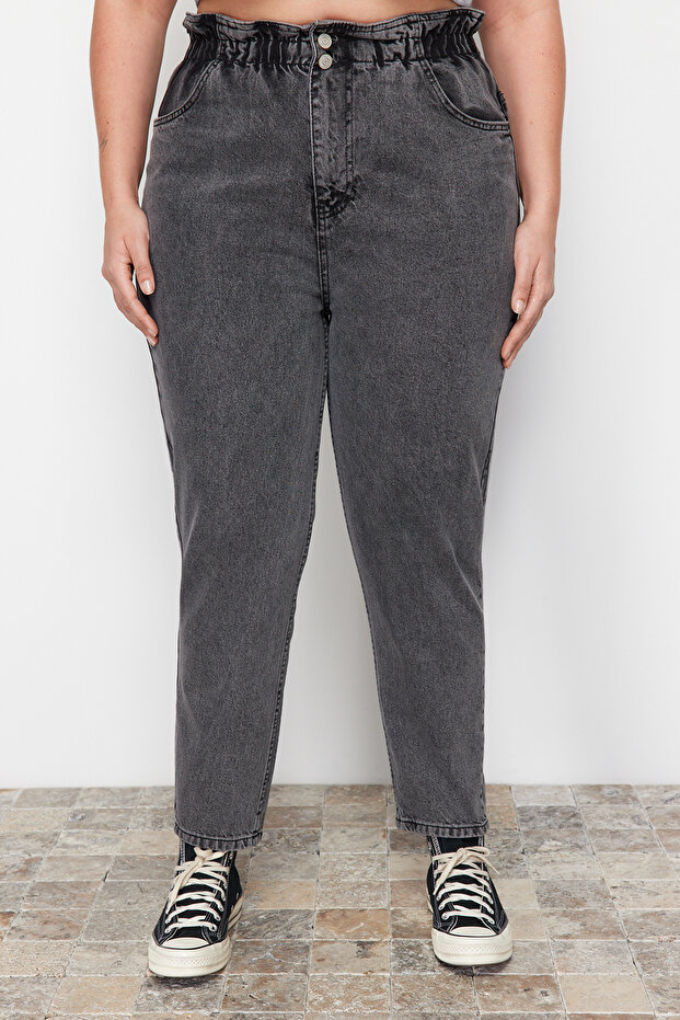 Szare jeansy mom jeans z wysokim stanem i gumką w pasie, duże rozmiary TBBAW23JE00002 - 8