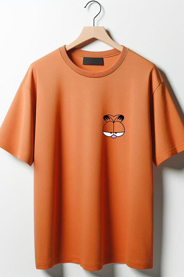تي شيرت برتقالي برقبة دائرية مقاس كبير مطبوع من Garfield