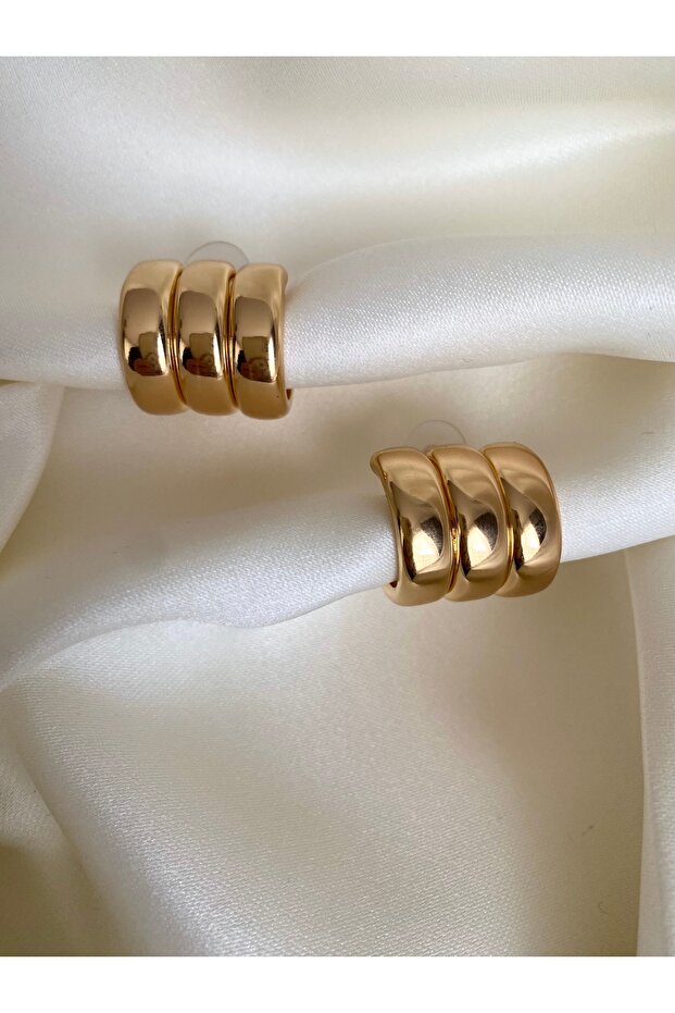 3 String Curved Hoop Earrings - 2