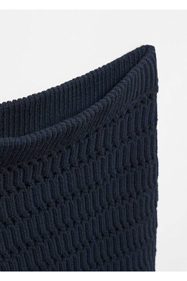 Delikli dokumalı mini etek - 6