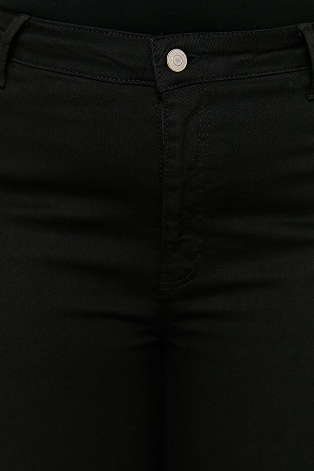 Solmayan Siyah Yüksek Bel Esnek/Stretch Büyük Beden Skinny Jeans TBBAW23CJ00061 - 5