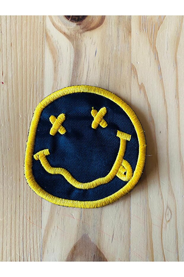 رقعة مطرزة بشعار نيرفانا قابلة للخياطة (9x9 سم) - 1