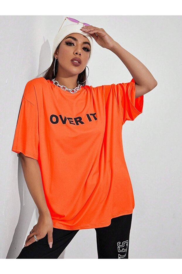 تي شيرت كاجوال كبير الحجم مطبوع عليه Over It - Boyfirend