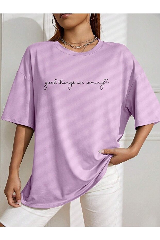 تي شيرت كاجوال كبير الحجم مطبوع عليه Good Things Boyfirend