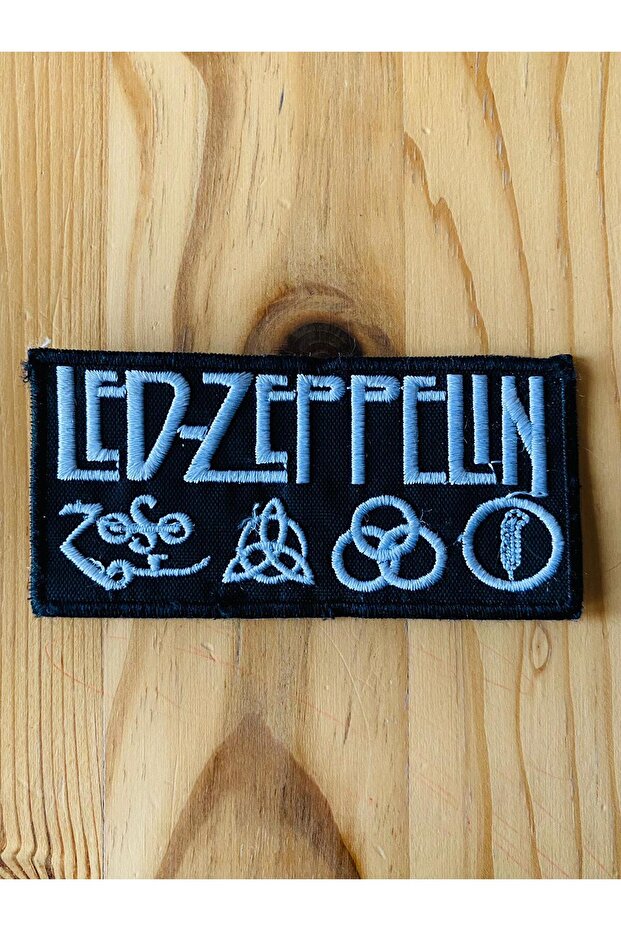 رقعة لاصقة من Led Zeppelin English Rock Band Jimmy Page Robert Plant - قابلة للخياطة (3 × 8 سم)