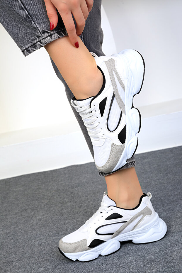 White-Black Women's Sneaker 17226