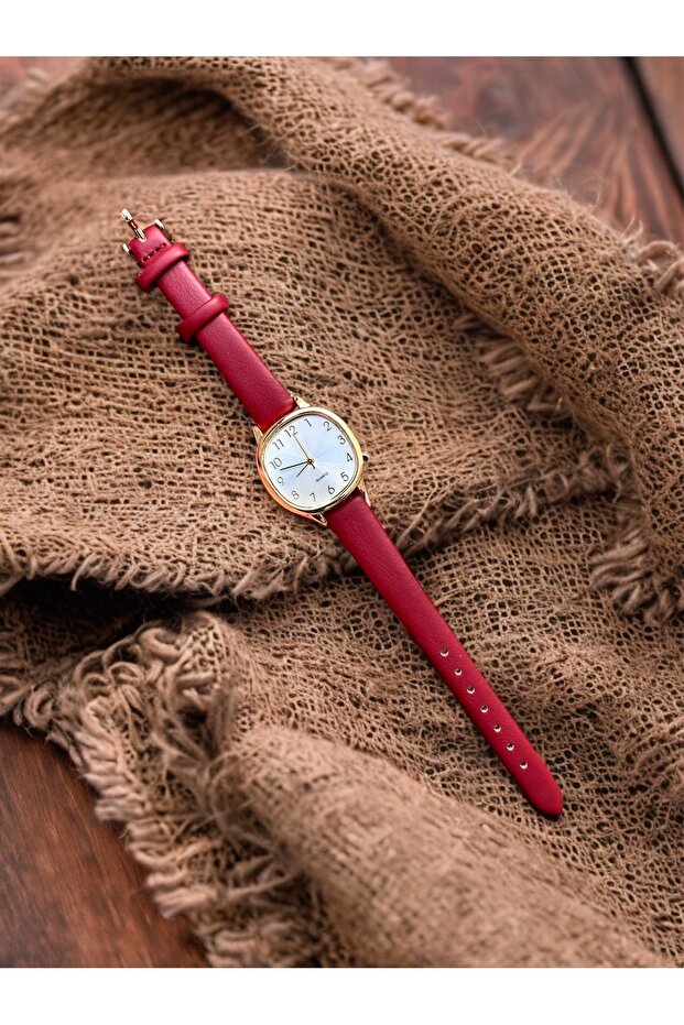 Kayışlı - zarif kadın kol saati - 1