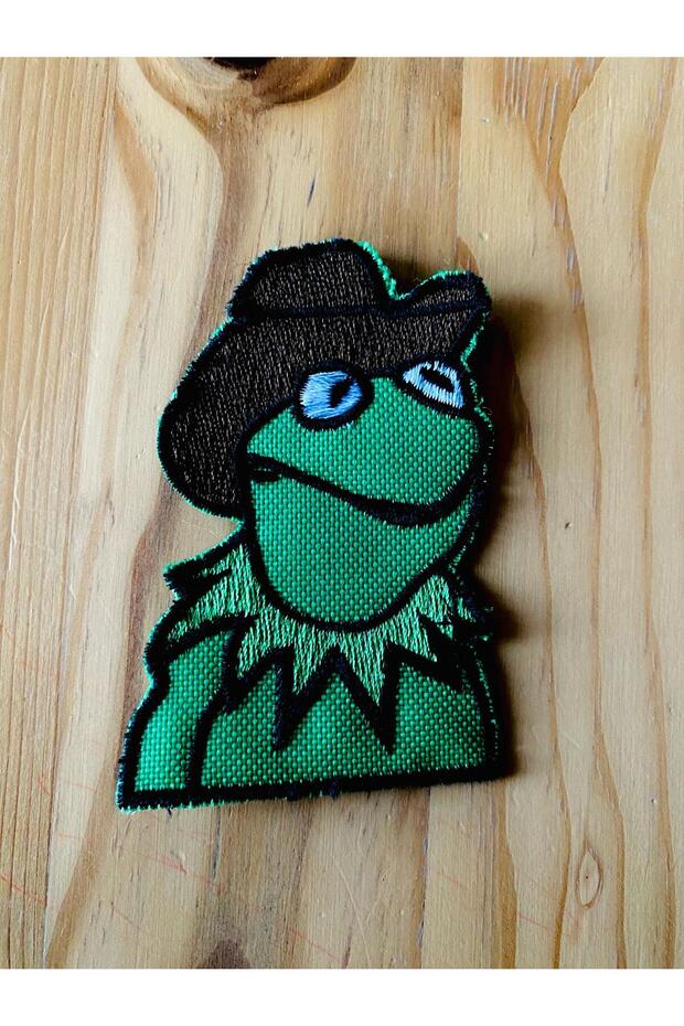 رقعة مطرزة باللون الأخضر من Kermit Frog - شعار الضفدع، مع رقعة تزوير وجينز (5 × 8 سم)