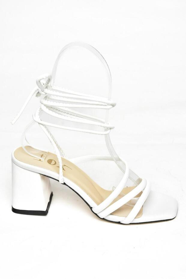 S369683009 Białe buty damskie na grubym obcasie z paskiem na kostkę - 5