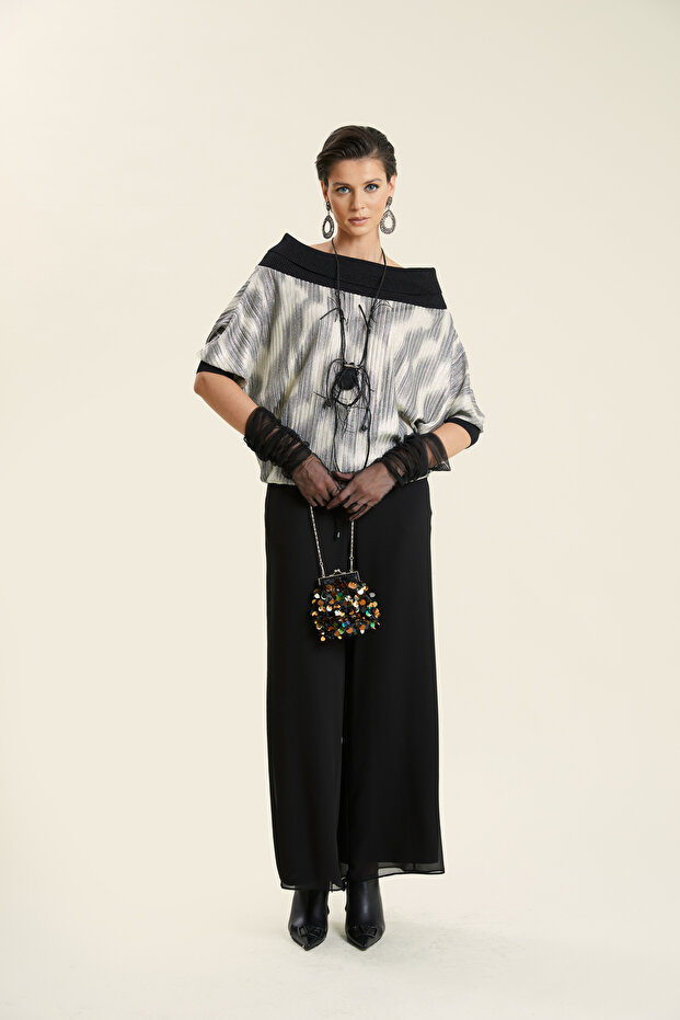 Kayık Yaka Bluz - 1