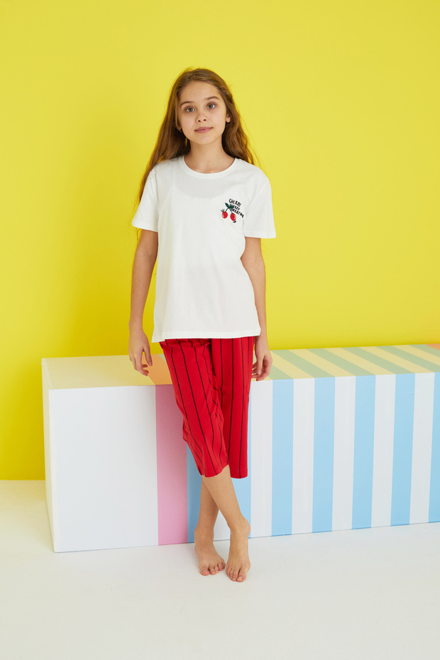 Multicolored Knitted Capri Set - 4