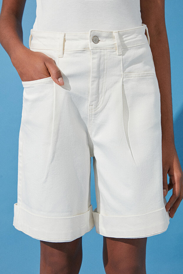 Bej Dikiş Detaylı Yüksek Bel Denim Bermuda TWOSS24SR00004 - 5
