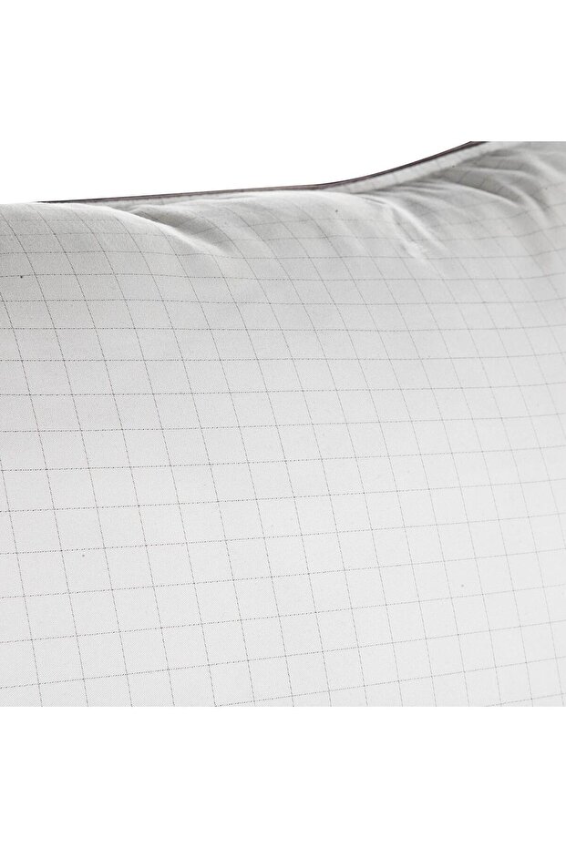 Pillow White - 1