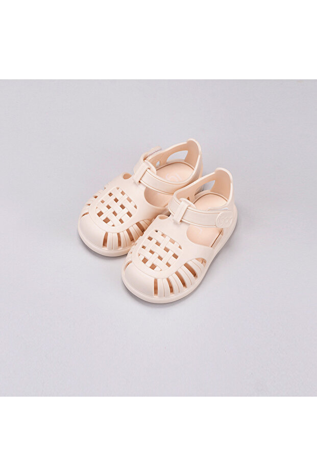 Tobby Solid Kids Cream Sandals - 3