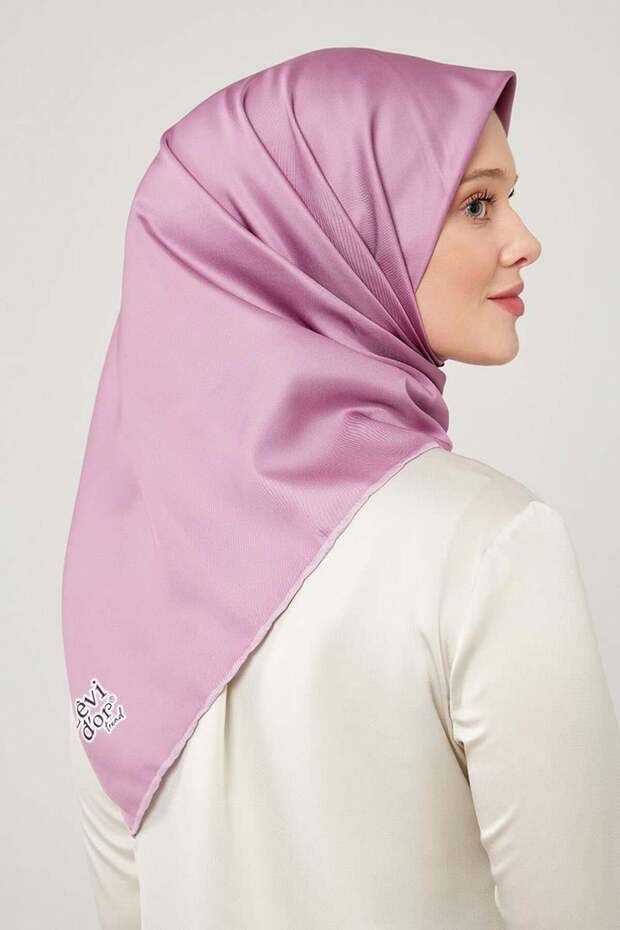 وشاح شبكي بلون وردي - 1